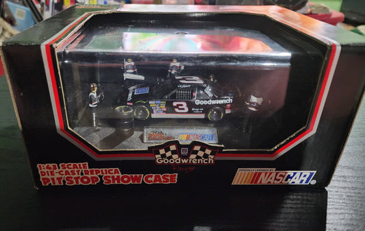 Racing Champions Dale Earnhardt Sr pit stop showcase